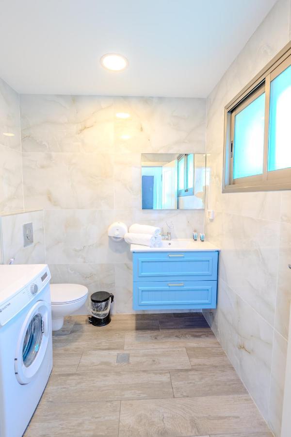 Ha-yarkon Forty One Apartment