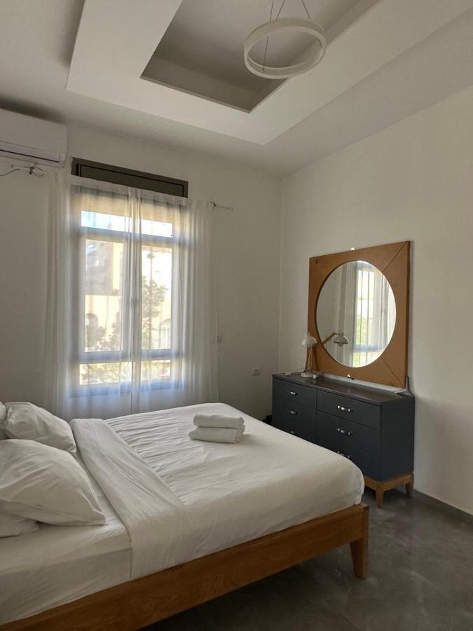 Ha-yarkon Forty One