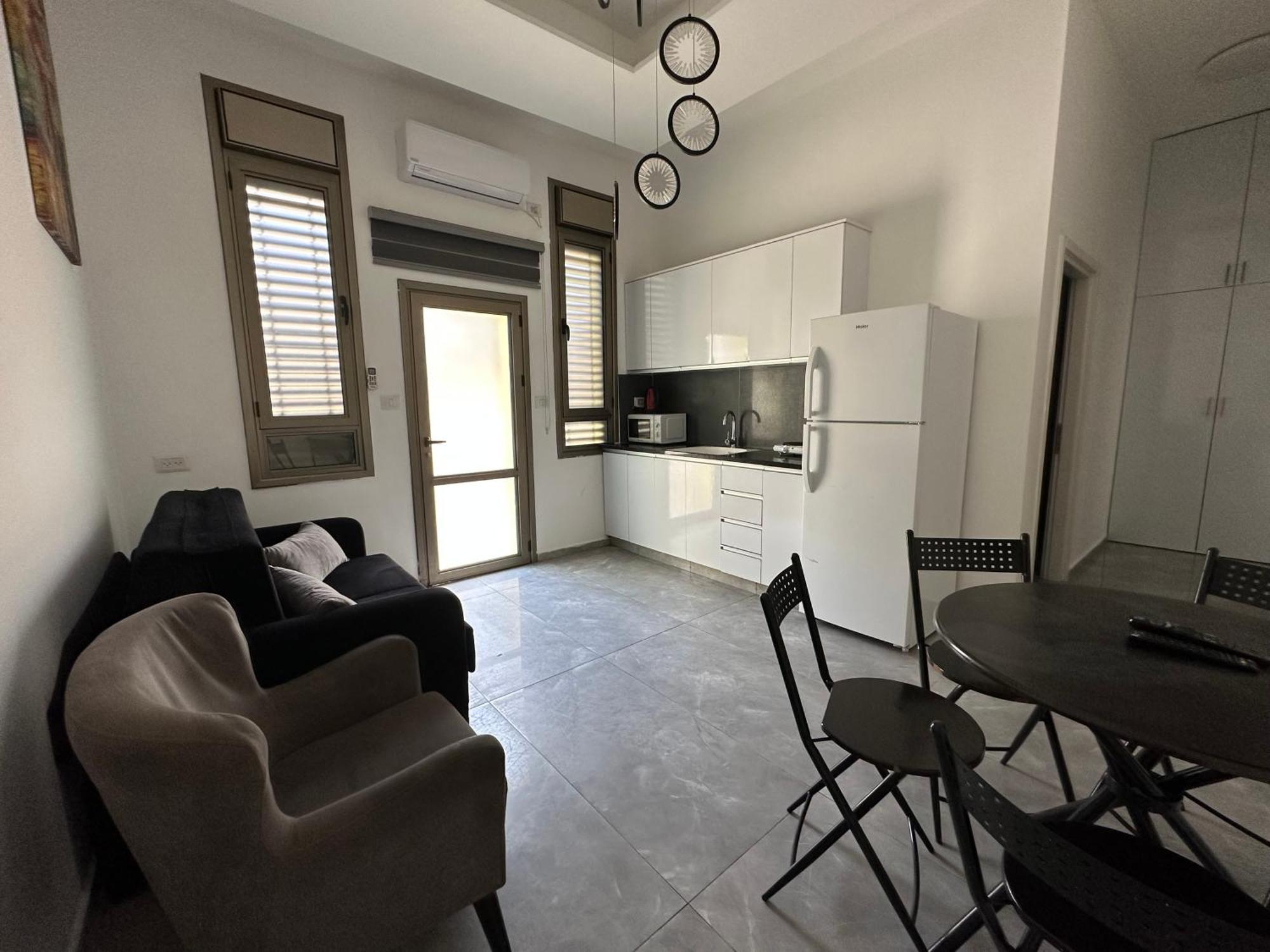 Ha-yarkon Forty One Apartment